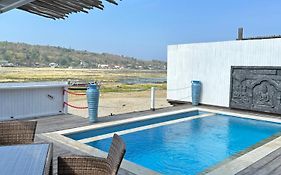 Villas Gede 888 Private Pool